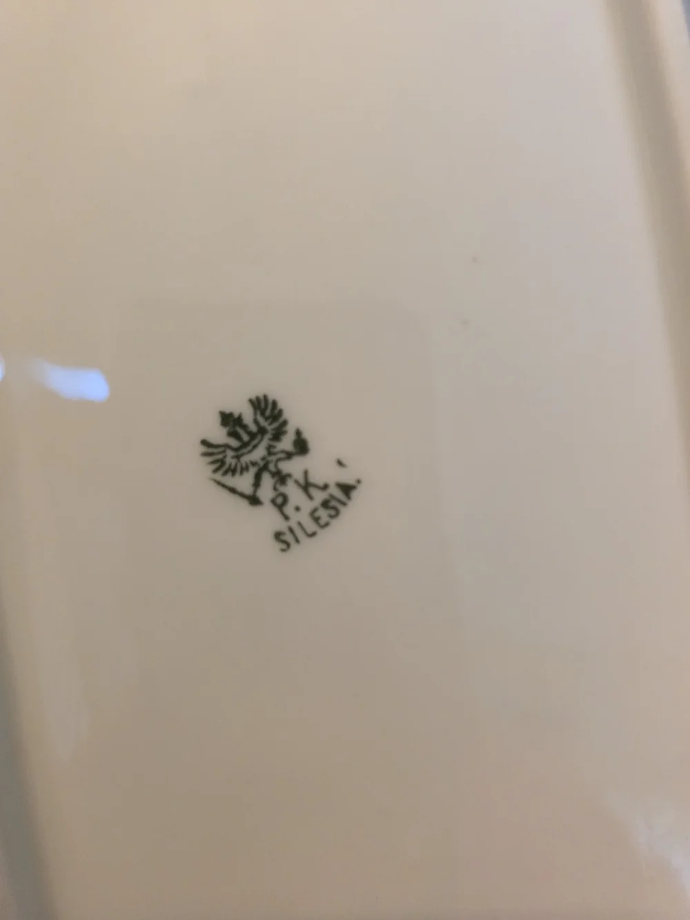 Reticulated Porcelain Serving Tray – Early 1900s – Hand‑Painted Roses - Picture 8 of 10